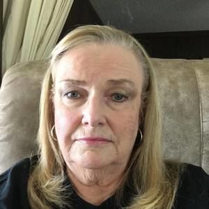 Meet your Posher, Zelia